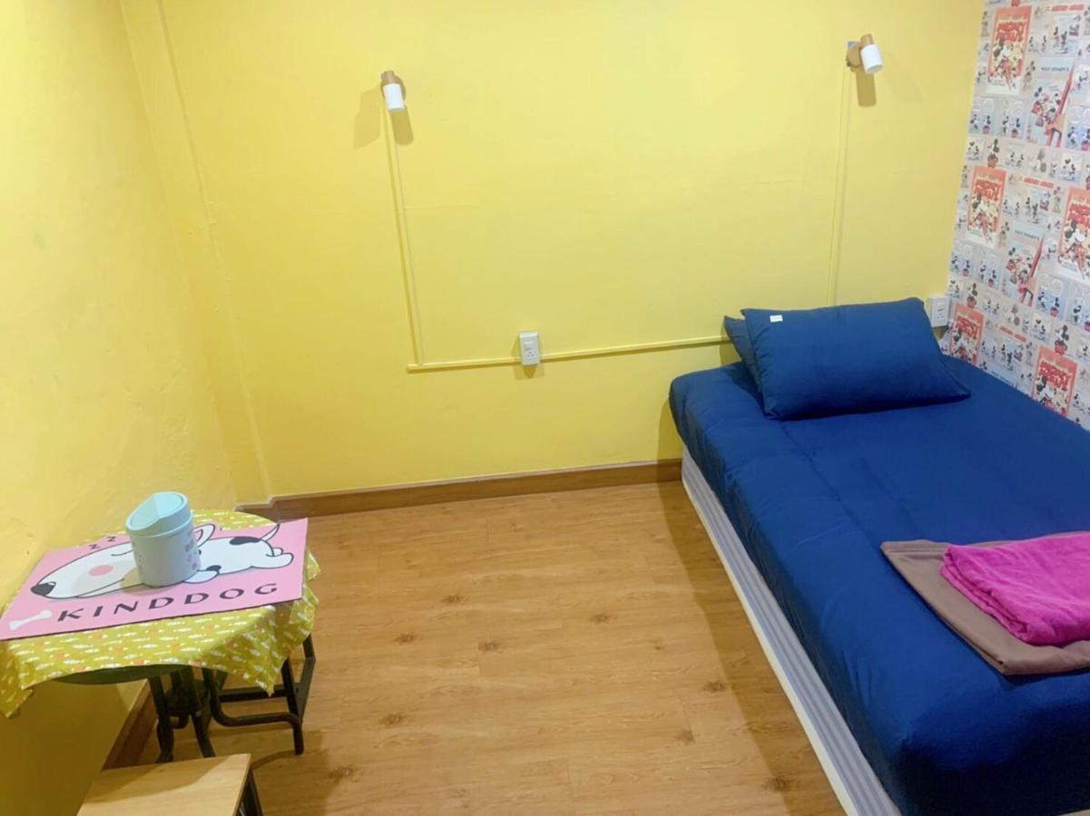 Ying Hostel Банкок Екстериор снимка